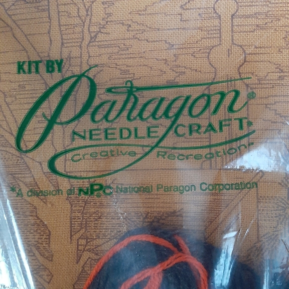 NOS PARAGON CREWEL STITCH KIT - Picture 4 of 11